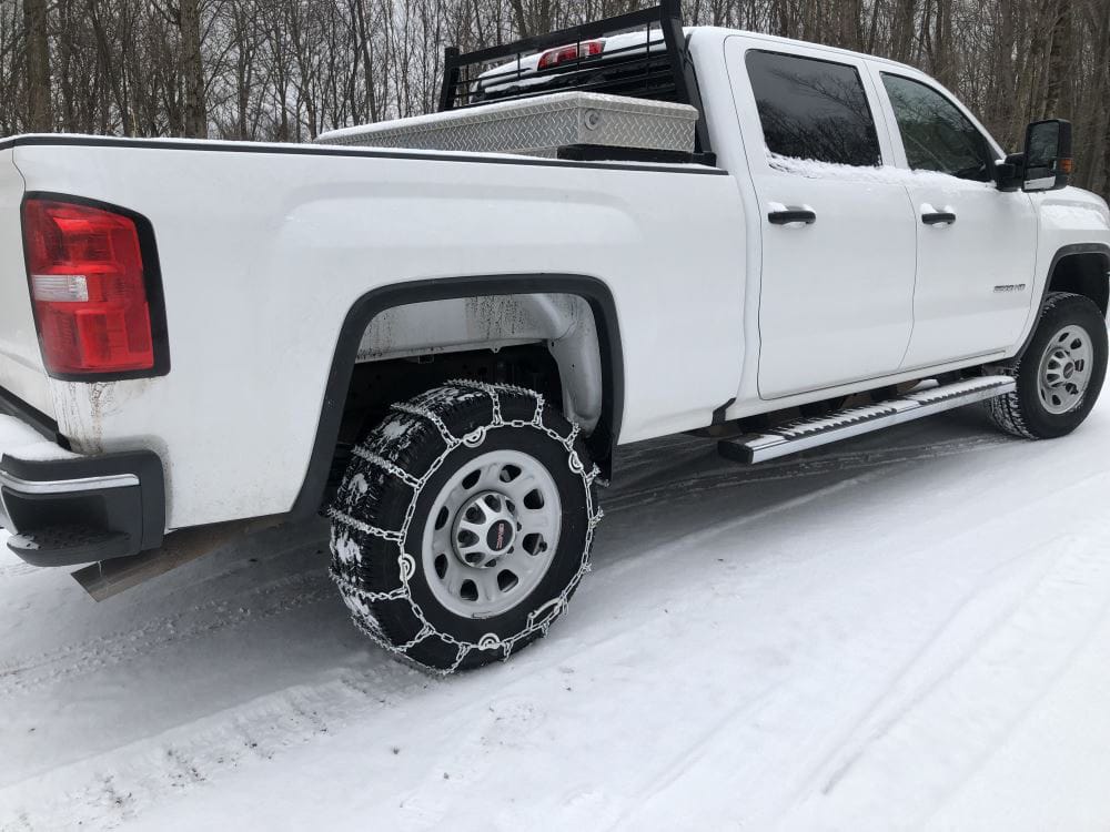 Schneeketten für SUV und Geländewagen: Die wichtigsten Tipps zur Auswahl