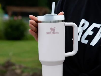 Trinkflasche Personalisiert zum Firmenjubiläum Verschenken
